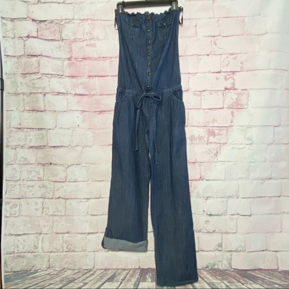 HOT & DELICIOUS Blue Jean Halter Top Jumps… - Picture 5 of 9